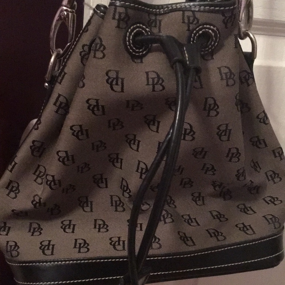 dooney & bourke drawstring - Picture 2 of 6
